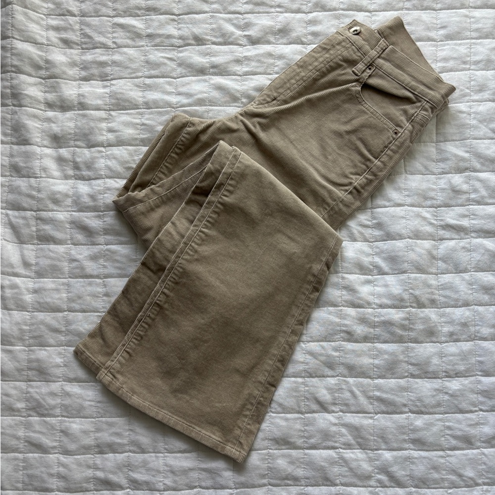 Uniqlo Corduroy Beige Flare Pants (unworn) size 0